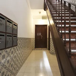  Apartment Typical Mouraria By Homing Portugal